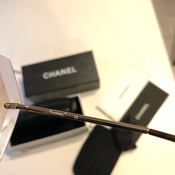 Chanel Round Sunglasses - Picture 4 of 8